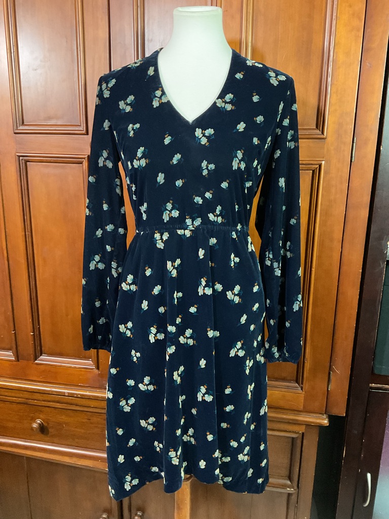 Cabi Women’s Velour Dress Dark Blue W Gray Brown Floral New W Tags V Neck X Sm